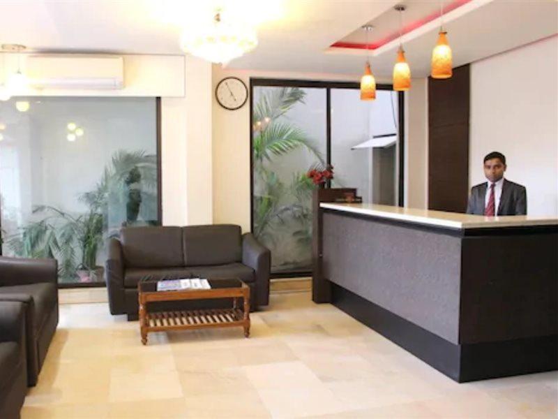 Hotel Aarya Inn Rāipur Exterior foto